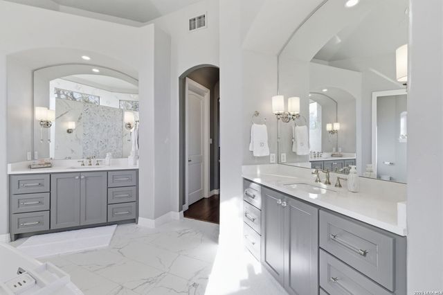 6720 Falcon, San Antonio, TX 78257