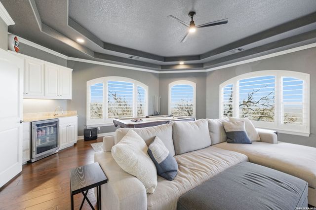 6720 Falcon, San Antonio, TX 78257