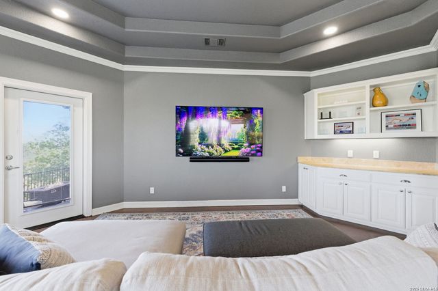 6720 Falcon, San Antonio, TX 78257