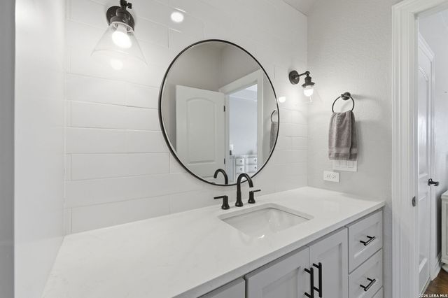 6720 Falcon, San Antonio, TX 78257