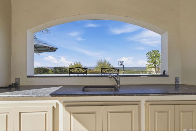 6720 Falcon, San Antonio, TX 78257