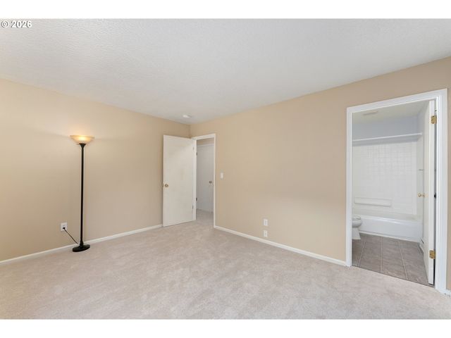 1040 Columbia Ridge Dr 2, Vancouver, WA 98664
