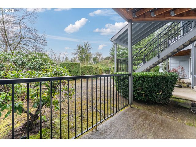 1040 Columbia Ridge Dr 2, Vancouver, WA 98664