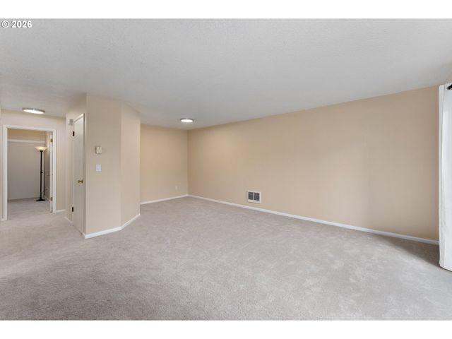 1040 Columbia Ridge Dr 2, Vancouver, WA 98664