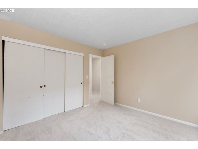 1040 Columbia Ridge Dr 2, Vancouver, WA 98664