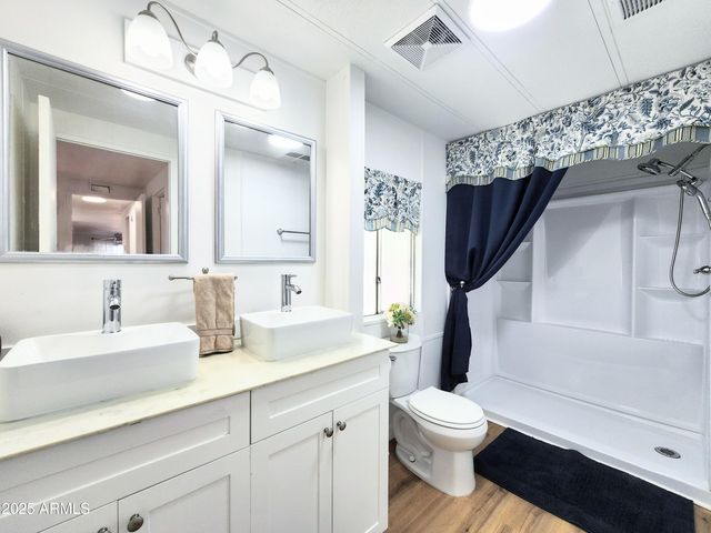 300 S VAL VISTA Drive 218, Mesa, AZ 85204