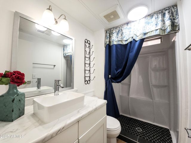 300 S VAL VISTA Drive 218, Mesa, AZ 85204