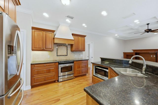 4751 SWEETSHADE DRIVE, Sarasota, FL 34241