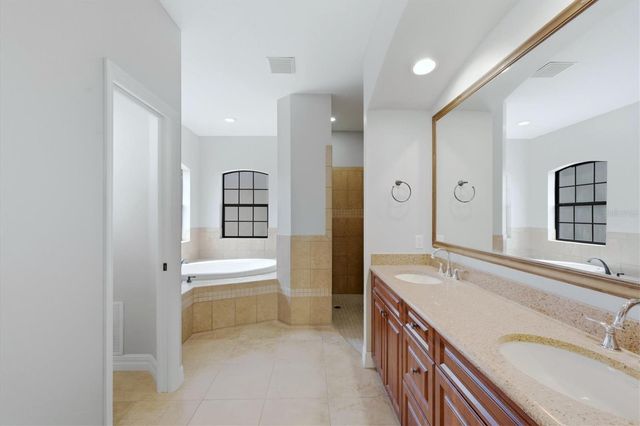 4751 SWEETSHADE DRIVE, Sarasota, FL 34241