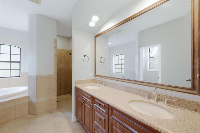 4751 SWEETSHADE DRIVE, Sarasota, FL 34241