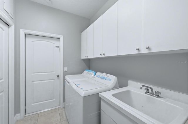 4751 SWEETSHADE DRIVE, Sarasota, FL 34241