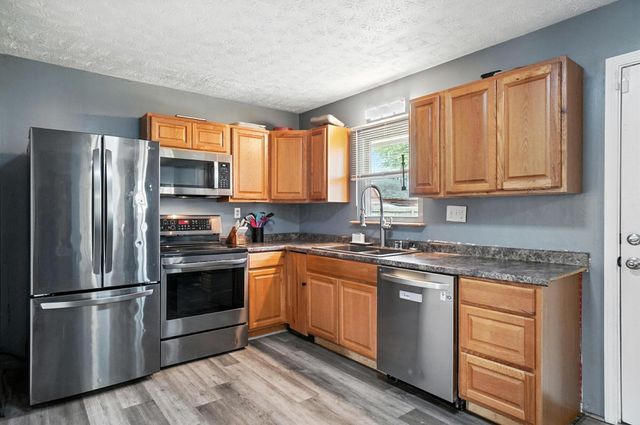 432 Redmond Road, Columbus, OH 43228