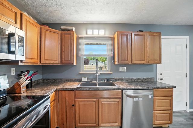 432 Redmond Road, Columbus, OH 43228