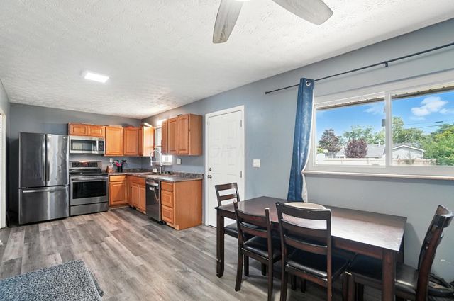432 Redmond Road, Columbus, OH 43228