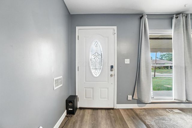 432 Redmond Road, Columbus, OH 43228