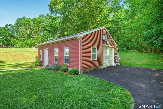 435 West Shepard Avenue, Hamden, CT 06514