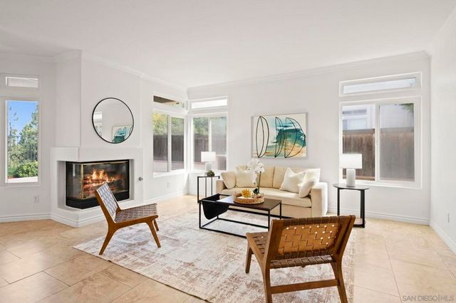 3677 Via Bernardo, Oceanside, CA 92056