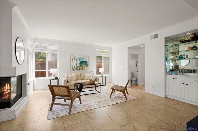 3677 Via Bernardo, Oceanside, CA 92056