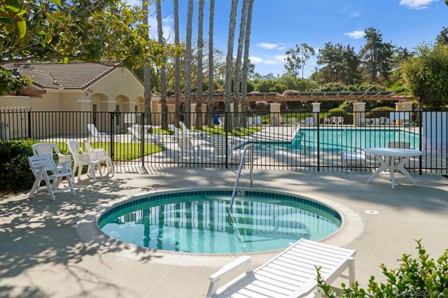 3677 Via Bernardo, Oceanside, CA 92056