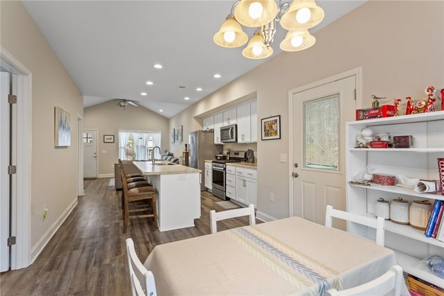 384 E Woodland Drive, Walhalla, SC 29691