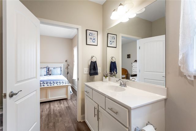 384 E Woodland Drive, Walhalla, SC 29691