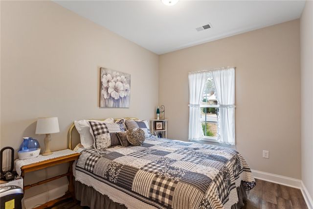 384 E Woodland Drive, Walhalla, SC 29691