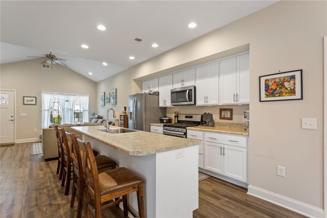 384 E Woodland Drive, Walhalla, SC 29691