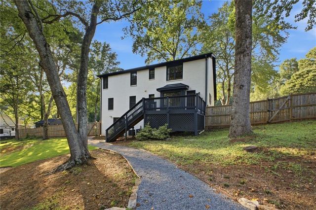 1465 Dallas Circle SW, Marietta, GA 30064