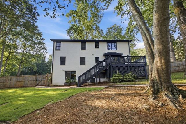 1465 Dallas Circle SW, Marietta, GA 30064