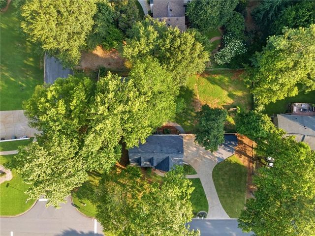 1465 Dallas Circle SW, Marietta, GA 30064