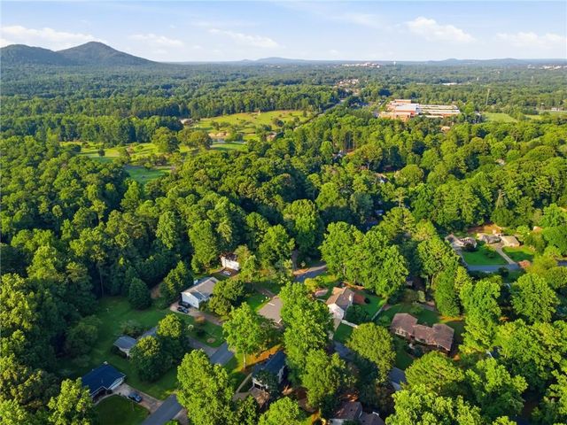 1465 Dallas Circle SW, Marietta, GA 30064