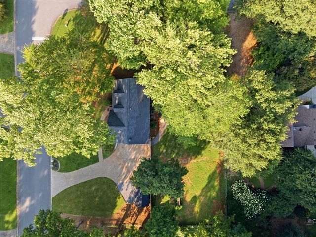 1465 Dallas Circle SW, Marietta, GA 30064