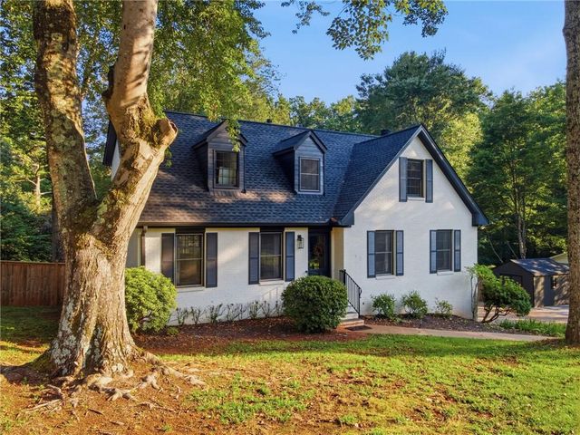 1465 Dallas Circle SW, Marietta, GA 30064