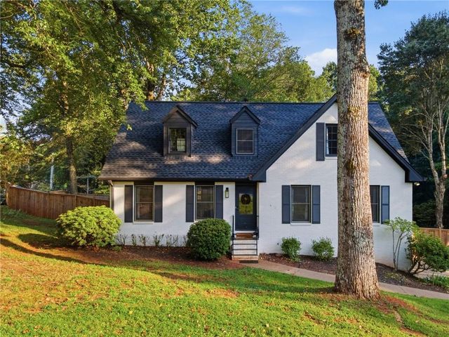 1465 Dallas Circle SW, Marietta, GA 30064