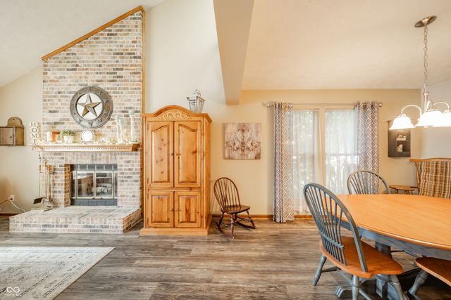 8540 Castle Ridge Lane, Indianapolis, IN 46256