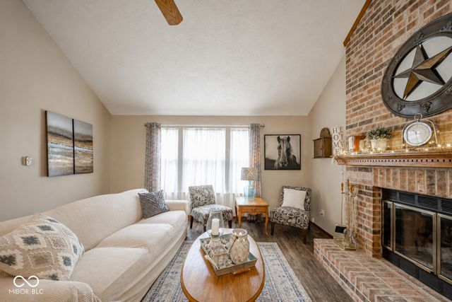 8540 Castle Ridge Lane, Indianapolis, IN 46256