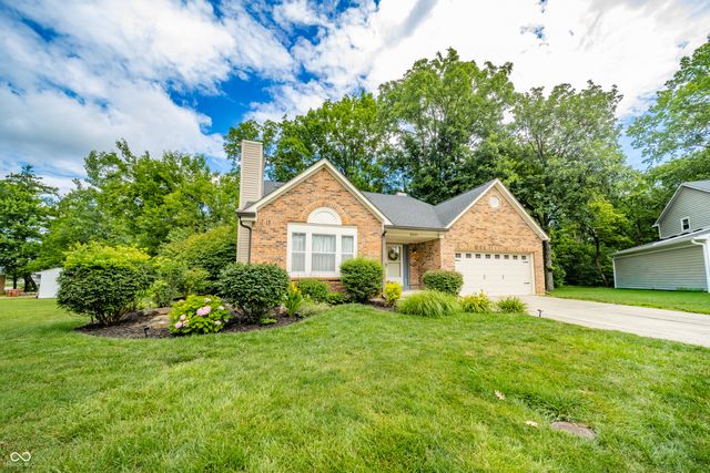 8540 Castle Ridge Lane, Indianapolis, IN 46256