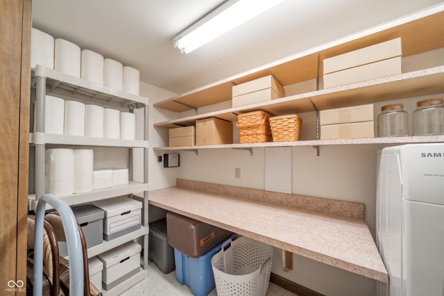 8540 Castle Ridge Lane, Indianapolis, IN 46256