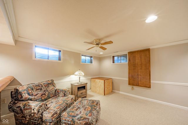 8540 Castle Ridge Lane, Indianapolis, IN 46256