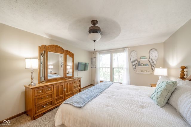 8540 Castle Ridge Lane, Indianapolis, IN 46256