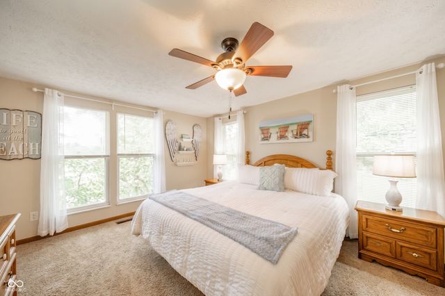 8540 Castle Ridge Lane, Indianapolis, IN 46256