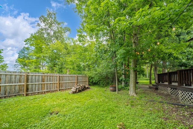 8540 Castle Ridge Lane, Indianapolis, IN 46256