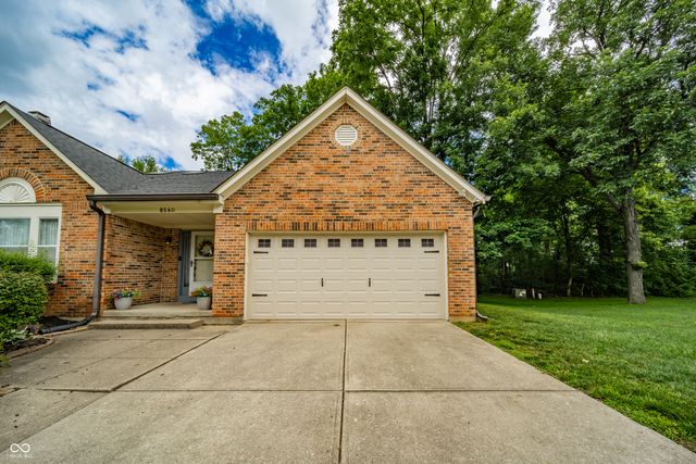 8540 Castle Ridge Lane, Indianapolis, IN 46256