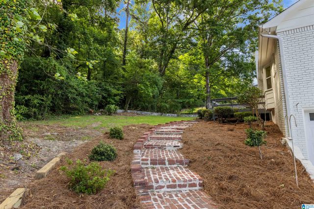 2325 GARLAND DRIVE, Vestavia Hills, AL 35216