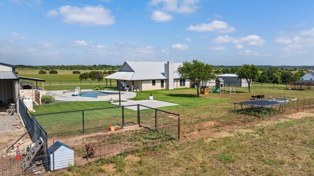 7000 Massey Road, Granbury, TX 76049