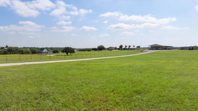7000 Massey Road, Granbury, TX 76049