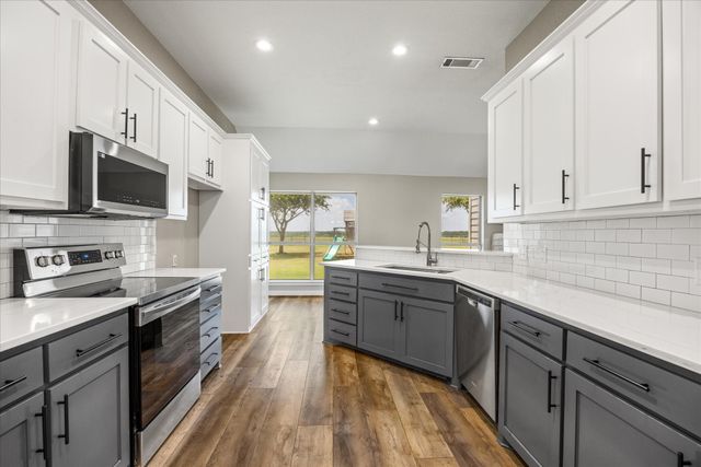 7000 Massey Road, Granbury, TX 76049