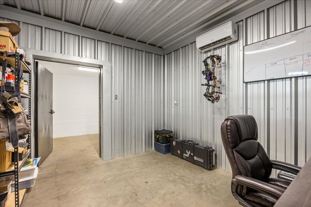 7000 Massey Road, Granbury, TX 76049