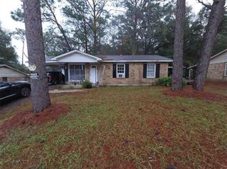 616 Masterson Avenue, Chickasaw, AL 36611