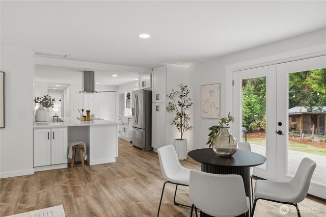 13323 108th Avenue NE, Kirkland, WA 98034